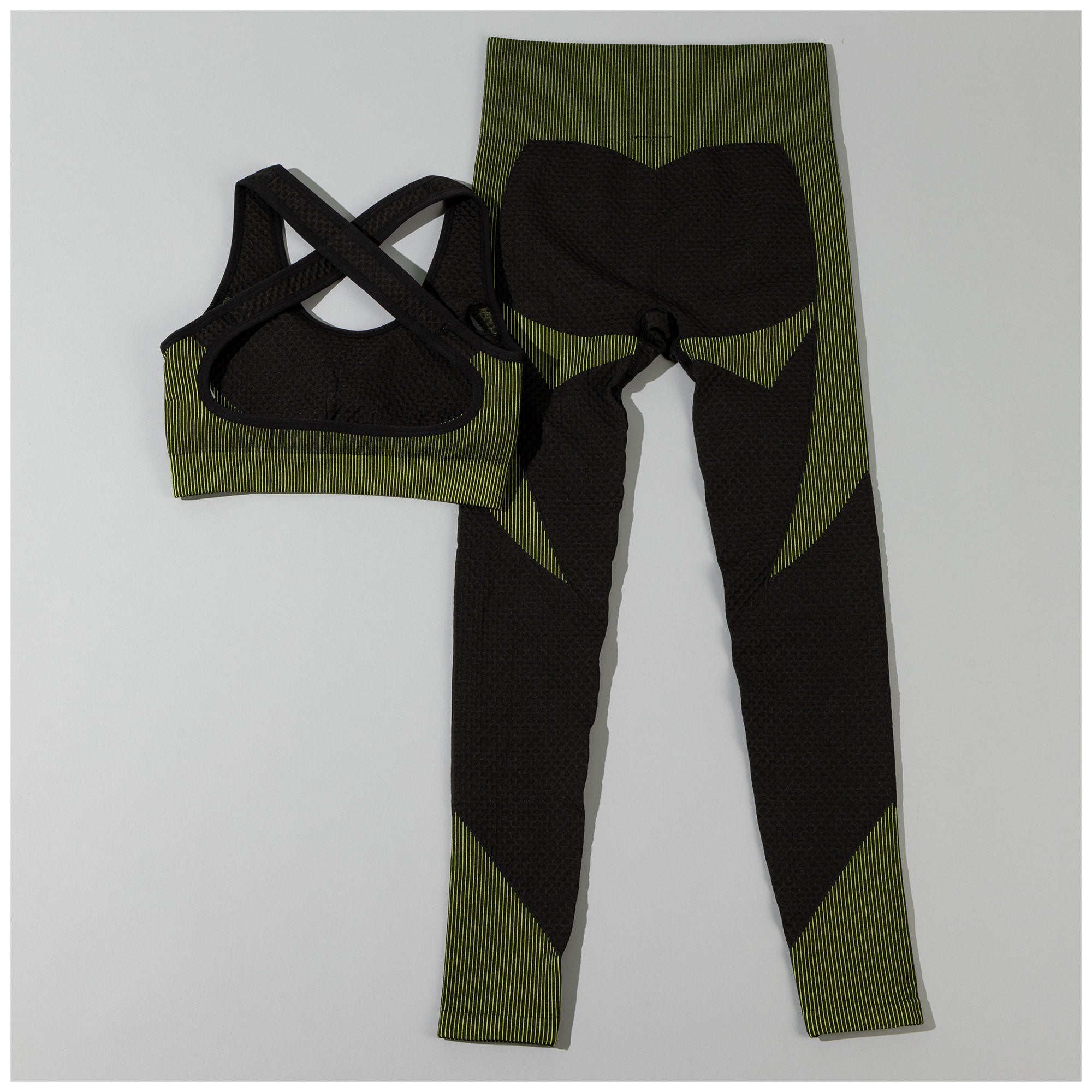 Textured Leggings & Sports Bra Pilates Set